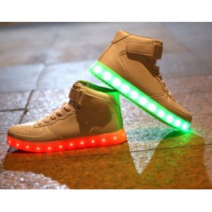 Высокие белые светящиеся кроссовки с LED подсветкой