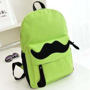 Зеленый рюкзак с усами