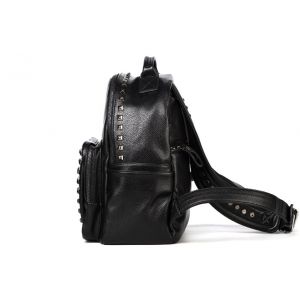 Черный кожаный рюкзак с шипами 020